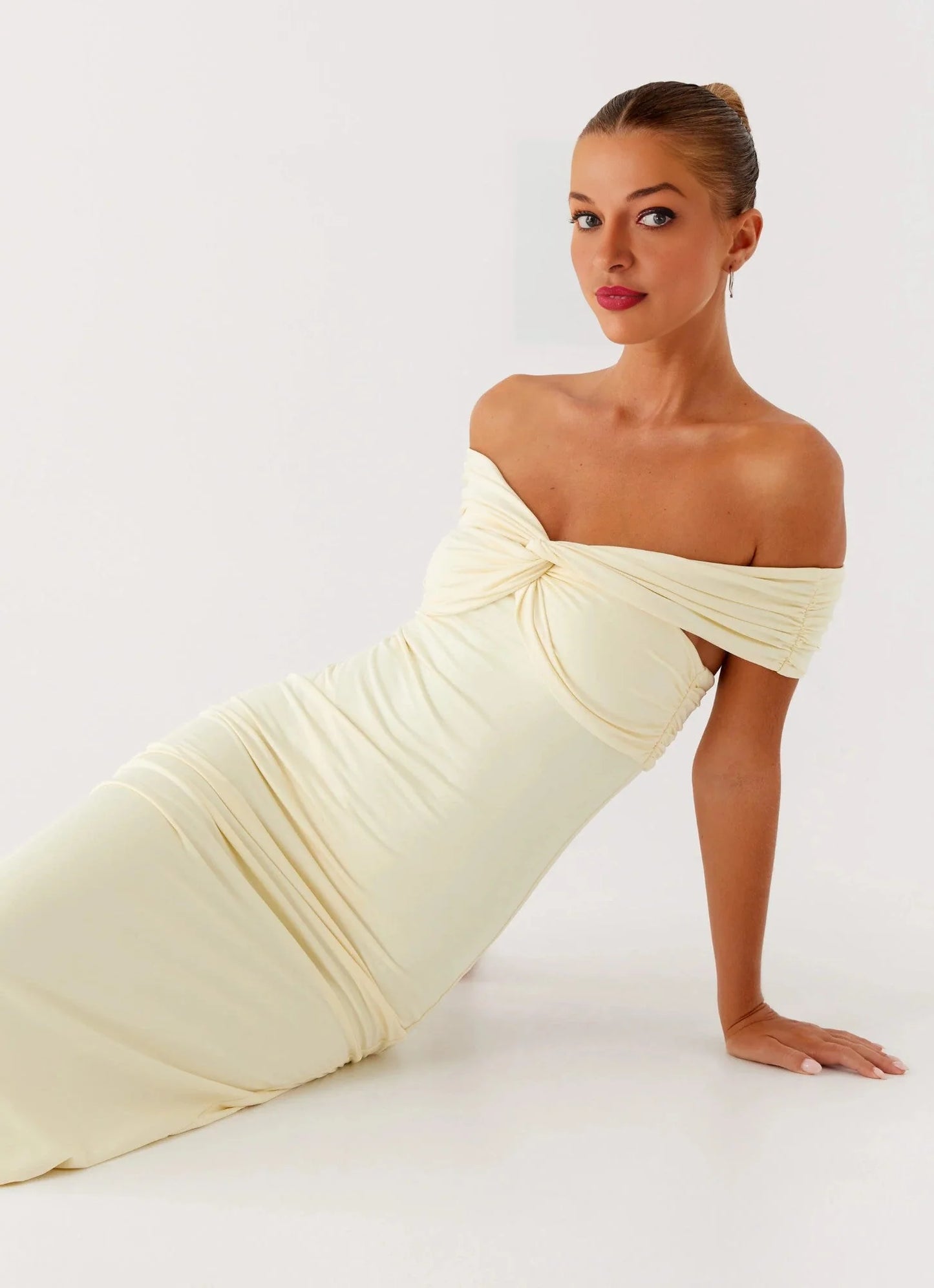 Elegeleges Exclusive - Countless Maxi Dress - Yellow