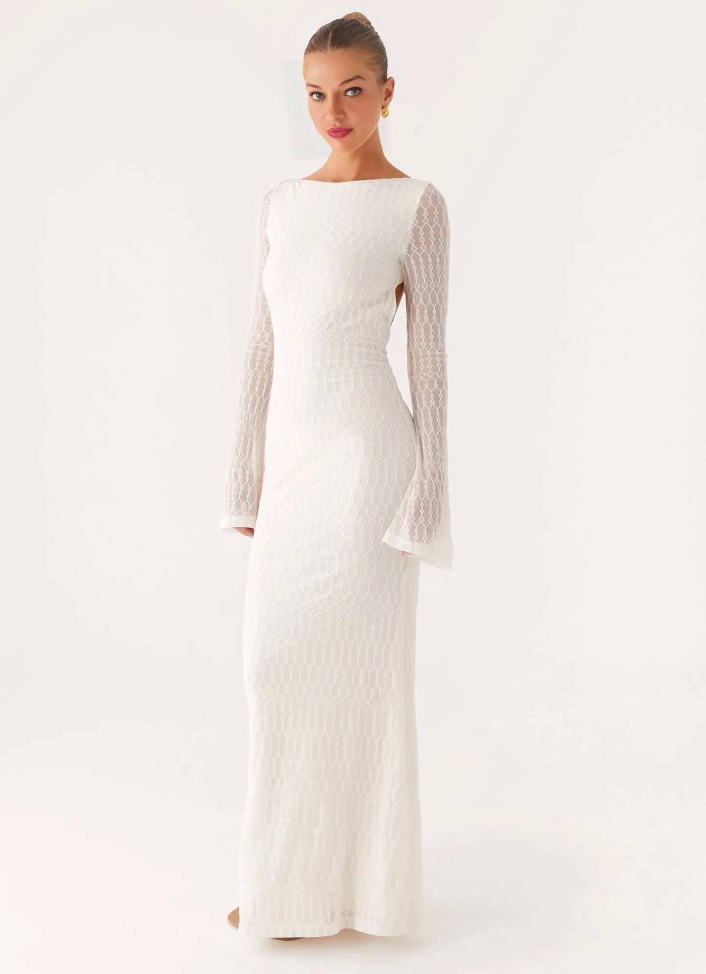 Elegeleges Exclusive - Ethereal Long Sleeve Maxi Dress - Ivory