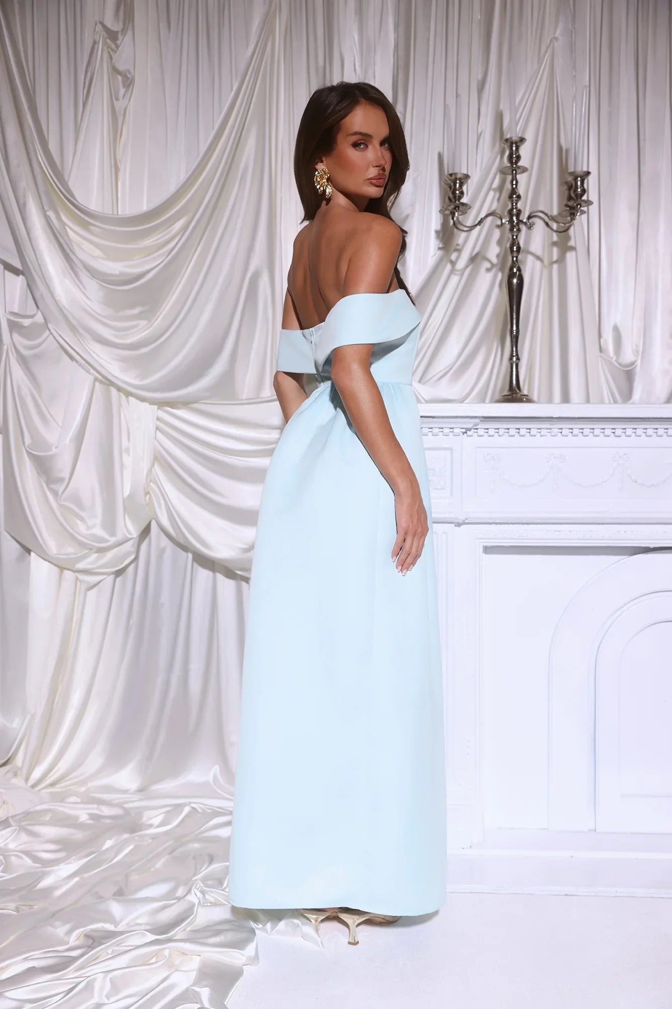 Outfit Spin Off Shoulder Maxi Dress Blue